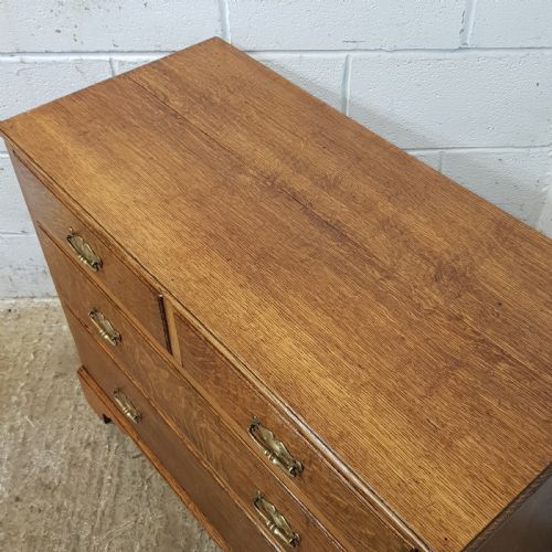 fig 1. ANTIQUE VICTORIAN LIGHT OAK DWARF CHEST OF DRAWERS C1880