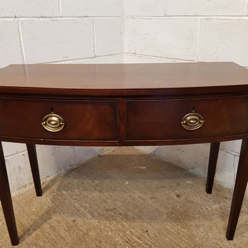 fig 2. ANTIQUE REGENCY MAHOGANY BOW FRONT SIDE TABLE C1820