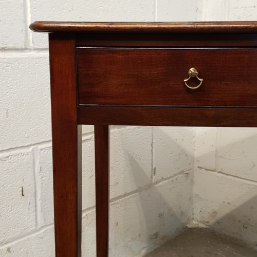 fig 2. ANTIQUE REGENCY SMALL MAHOGANY SIDE TABLE C1820
