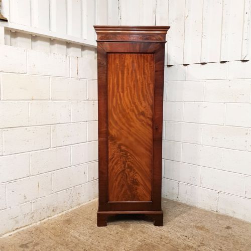 fig 2. ANTIQUE VICTORIAN MAHOGANY SENTRY BOX SINGLE WARDROBE C1880
