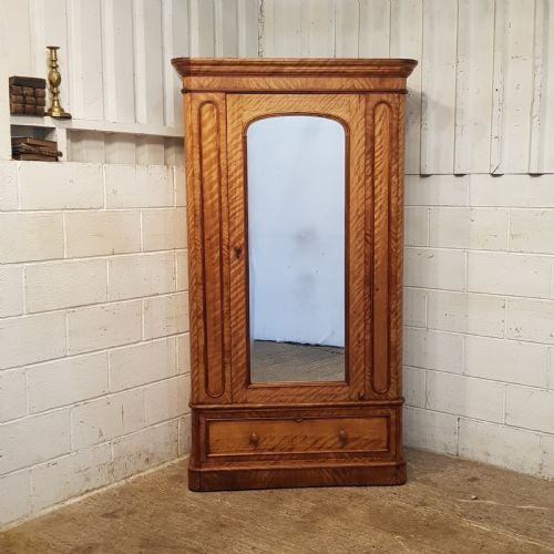 fig 1. ANTIQUE VICTORIAN SATINWOOD SINGLE WARD OBE C1880