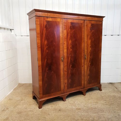 fig 1. ANTIQUE EDWARDIAN FLAMED MAHOGANY TRIPLE WARDROBE C1900