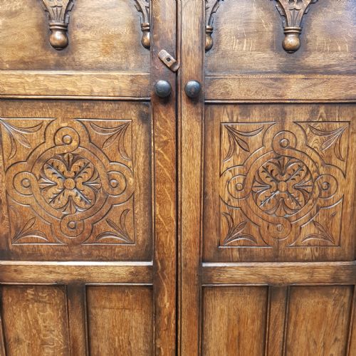 fig 2. ANTIQUE CARVED SOLID JOINED OAK DOUBLE WARDROBE C1920