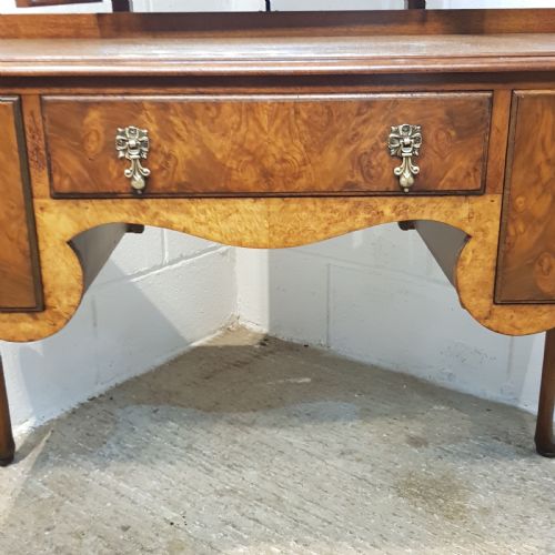 fig 2. ANTIQUE BURR WALNUT QUEEN ANNE DRESSING TABLE C1920