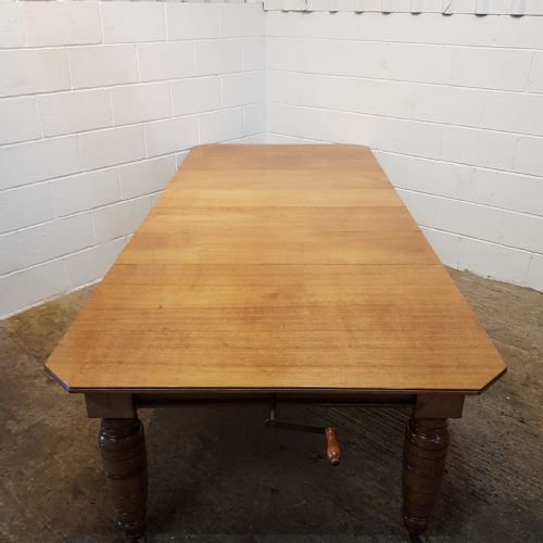 fig 1. ANTIQUE VICTORIAN LIGHT OAK EXTENDING DINING TABLE SEATS 12 - 14 c1880