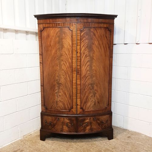 fig 1. ANTIQUE EDWARDIAN FLAMED MAHOGANY Y BOW FRONT DOUBLE WARDROBE C1900