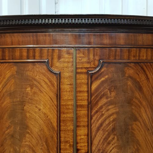 fig 2. ANTIQUE EDWARDIAN FLAMED MAHOGANY Y BOW FRONT DOUBLE WARDROBE C1900
