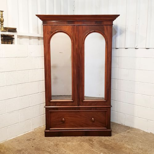 fig 1. ANTIQUE VICTORIAN MAHOGANY DOUBKE WARDROBE C1880