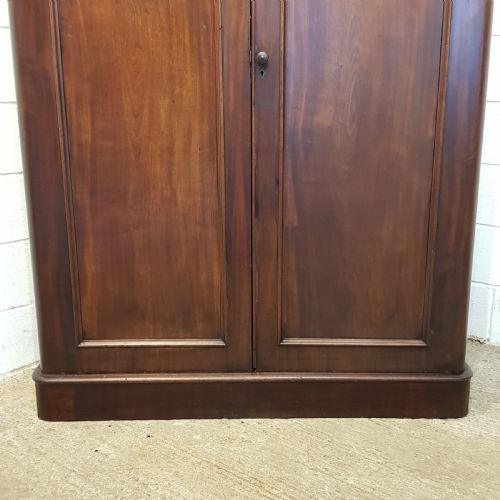 fig 2. ANTIQUE VICTORIAN MAHOGANY DOUBLE WARDROBE C1880