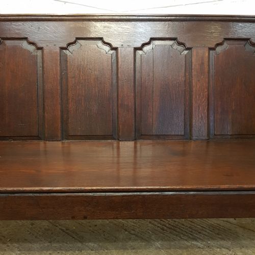 fig 1. ANTIQUE 18TH CENTURY JOINED OAK SETTLE C1780