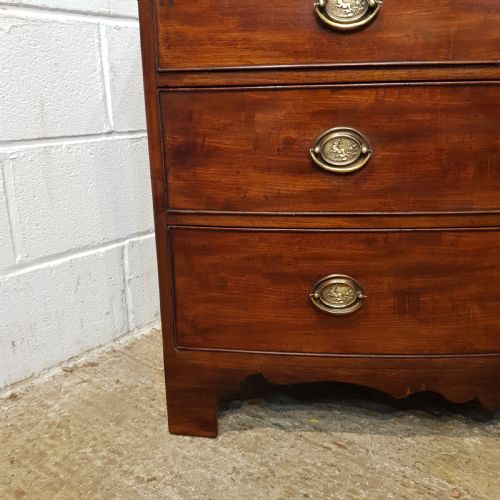 fig 2. ANTIQUE REGENCY MAHOGANY BOW FRONT CHEST OF DRAWERS C1820