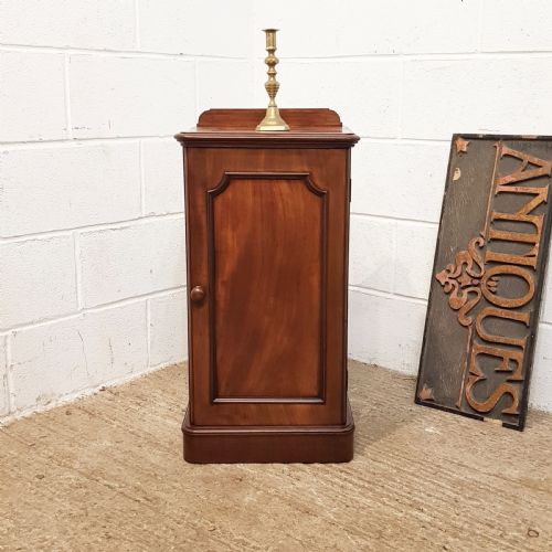 Antique Victorian Mahogany Bedside. Abinet C1880