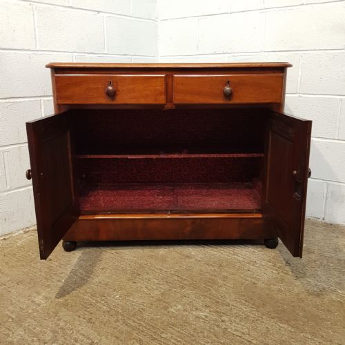 fig 2. ANTIQUE VICTORIAN MAHOGANY WASHSTAND CUPBOARD C1880