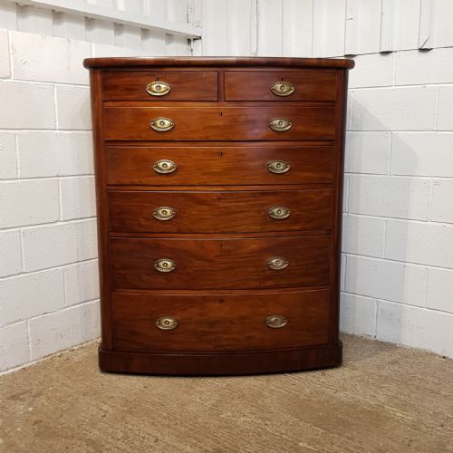 fig 2. ANTIQUE VICTORIAN MAHOGANY SIX HEIGHT BOW FRONT CHEST OF DRAWERS C1880