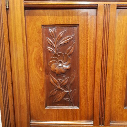 fig 1. ANTIQUE LATE VICTORIAN WALNUT TRIPLE WARDROBE COMPACTUM c1890