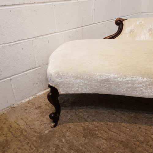 fig 1. ANTIQUE VICTORIAN MAHOGANY FRAMED CHAISE LONGUE C1880