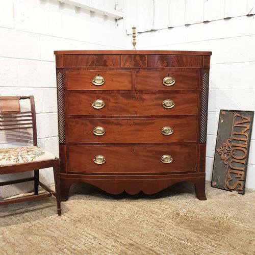 Antique Regency Mahogany Bow Fronted Chest of Drawers C1820