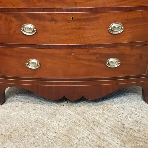 fig 1. ANTIQUE REGENCY MAHOGANY BOW FRONTED CHEST OF DRAWERS C1820