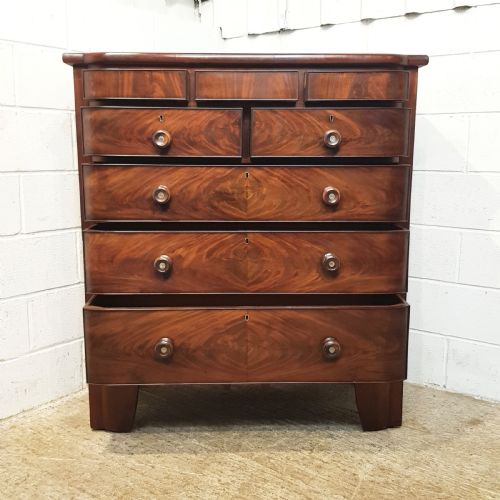 fig 2. ANTIQUE VICTORIAN MAHOGANY BOW FRONT CHEST OF DRAWERS C1880