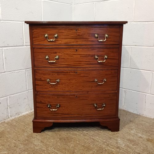 fig 1. ANTIQUE EDWARDIAN MAHOGANY BOW FRONT SMALL CHEST OF DRAWERS C1900