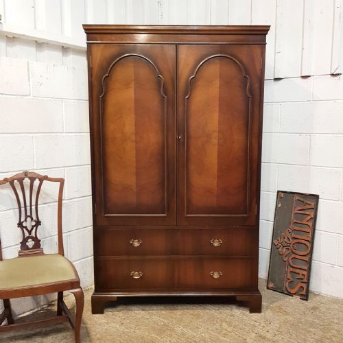 Antique Walnuy Low Fitted Combination Wardrobe C920