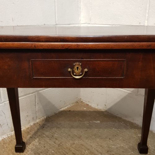 fig 2. ANTIQUE 18TH CENTURY MAHOGANY FOLD OVER TEA TABLE C1780