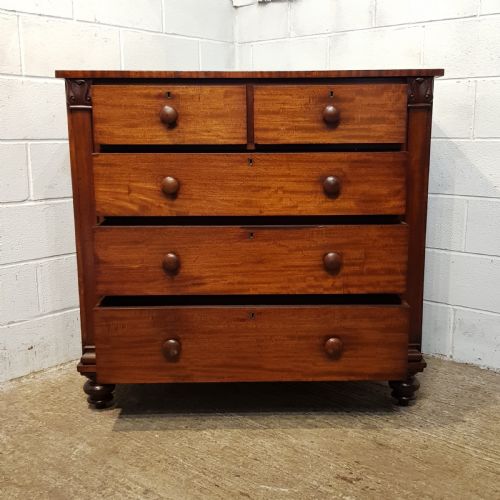 fig 2. ANTIUE VICTORIAN MAHOGANY CHEST OF DRAWERS C1880