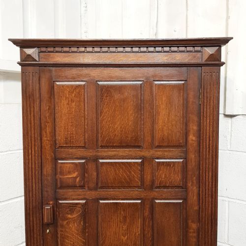 fig 2. ANTIQUE OAK PANELLED HALL WARDROBE C1920