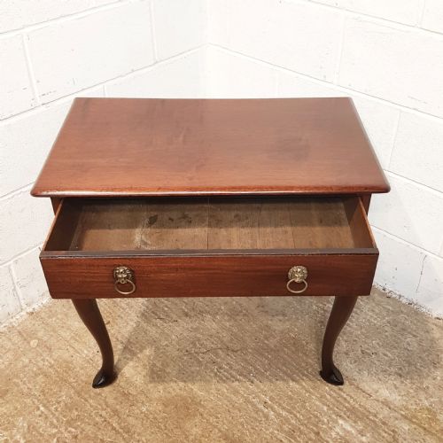 fig 2. ANTIQUE18TH CENTURY MAHOGANY LOW BOY C1780