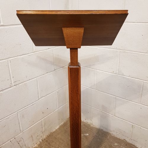 fig 2. ANTIQUE ARTS & CRAFTS GOLDEN OAK LECTERN C1900