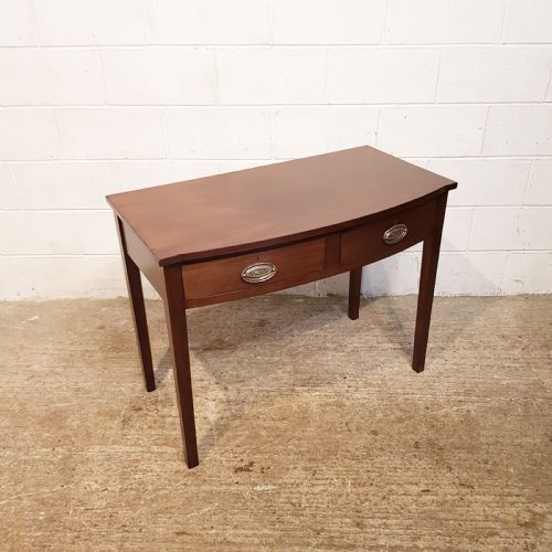 fig 1. ANTIQUE REGENCY BOW FRONT MAHOGANY SIDE TABLE C1820