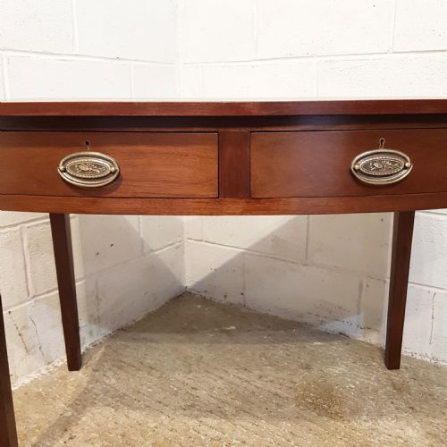 fig 2. ANTIQUE REGENCY BOW FRONT MAHOGANY SIDE TABLE C1820
