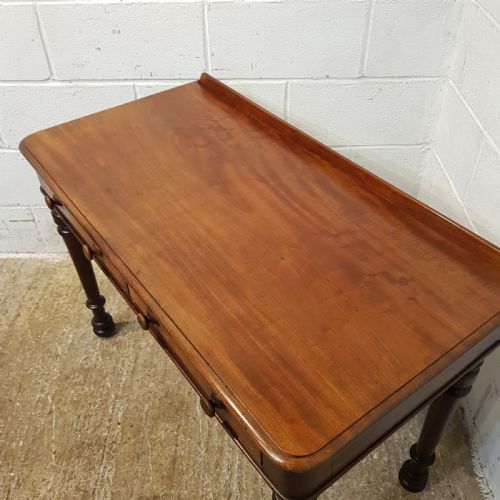fig 1. ANTIQUE EARLY VICTORIAN MAHOGANY SIDE TABLE C1840