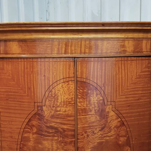 fig 1. ANTIQUE VICTORIAN SATINWOOD TRIPLE WARDROBE COMPACTUM C1880
