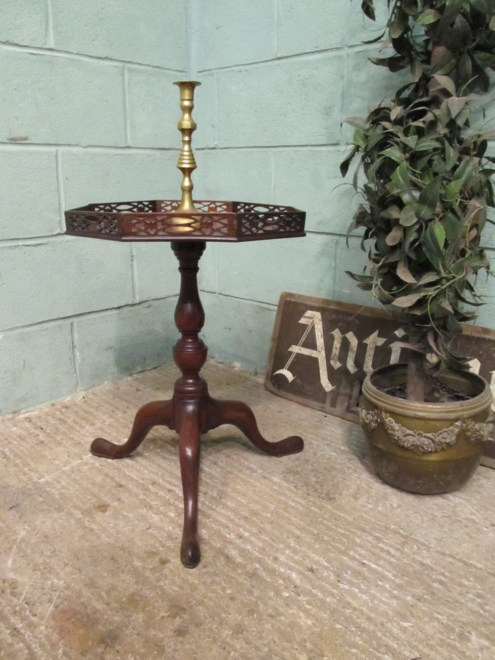 Antique Regency Mahogany Tripod Side Table