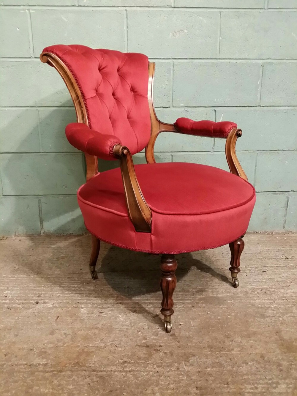 ANTIQUE VICTORIAN WALNUT SALON ARMCHAIR C1880