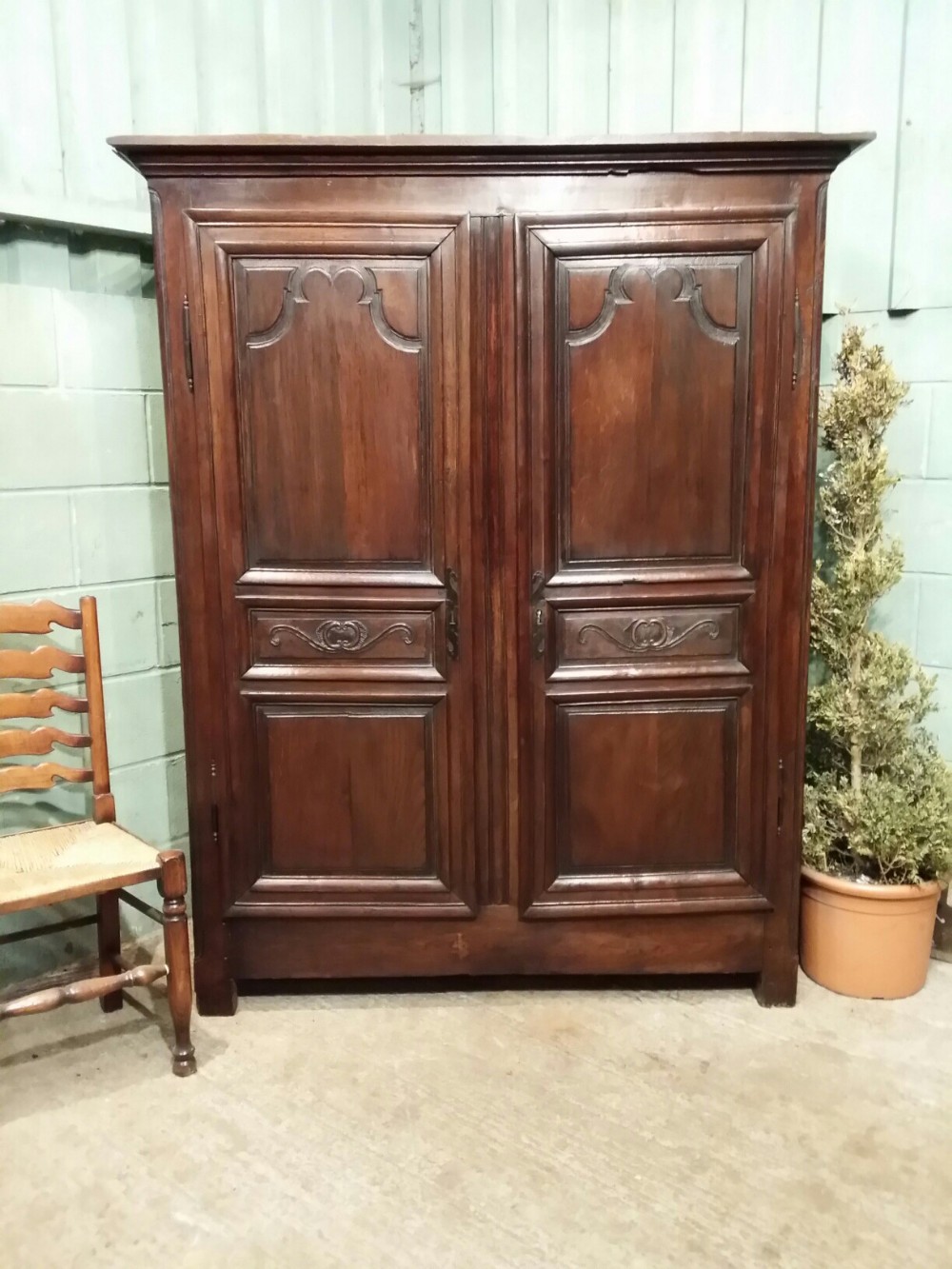 ANTIQUE PERIOD COUNTRY OAK TACK CUPBOARD C1780