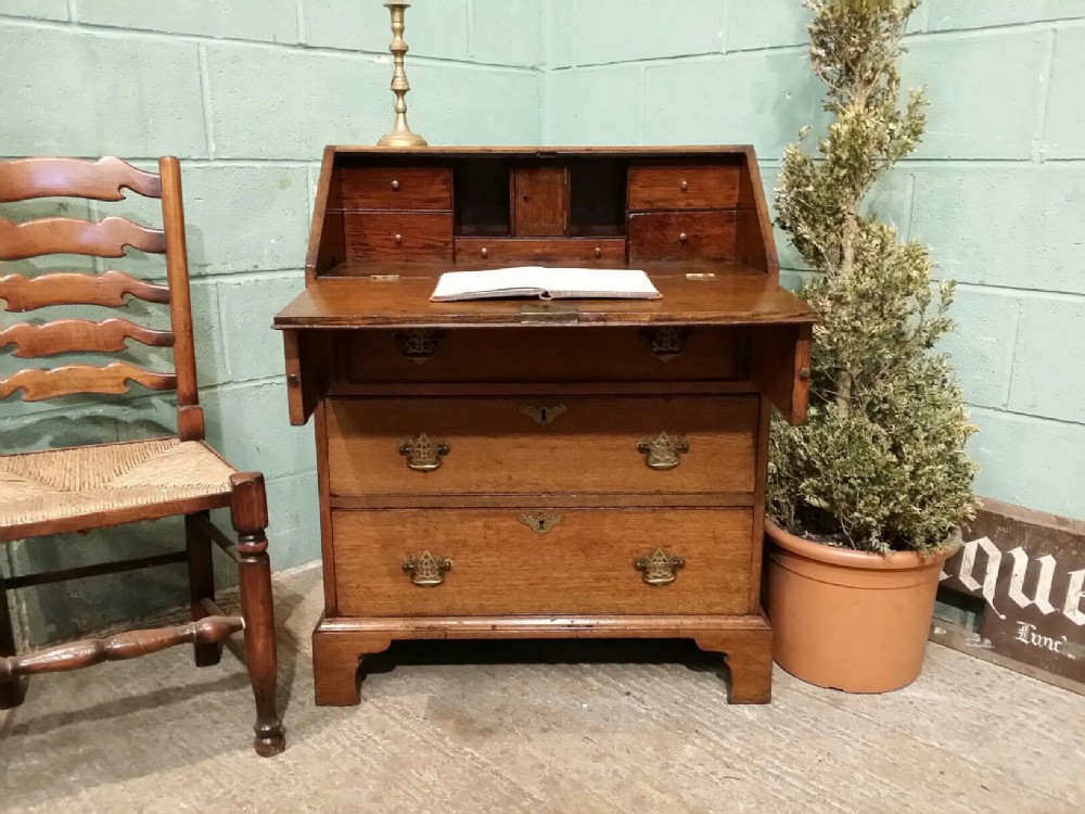 ANTIQUE GEORGE 111 COUNTRY OAK BUREAU C1780