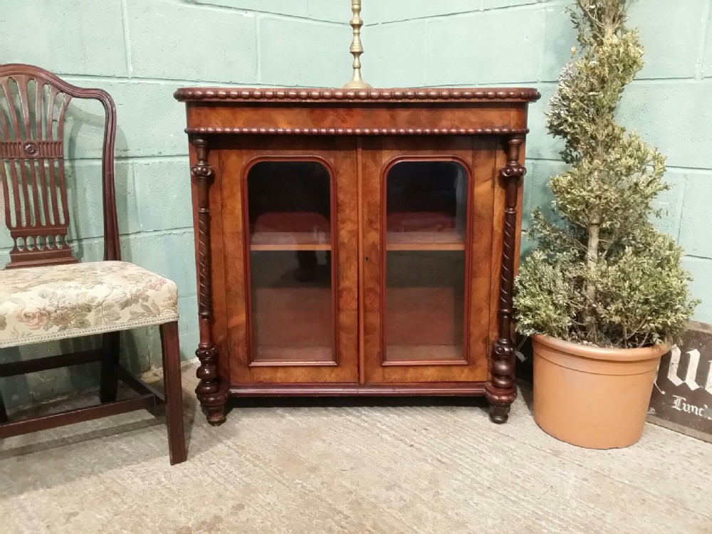 ANTIQUE VICTORIAN BURR WALNUT CABINET C 1860