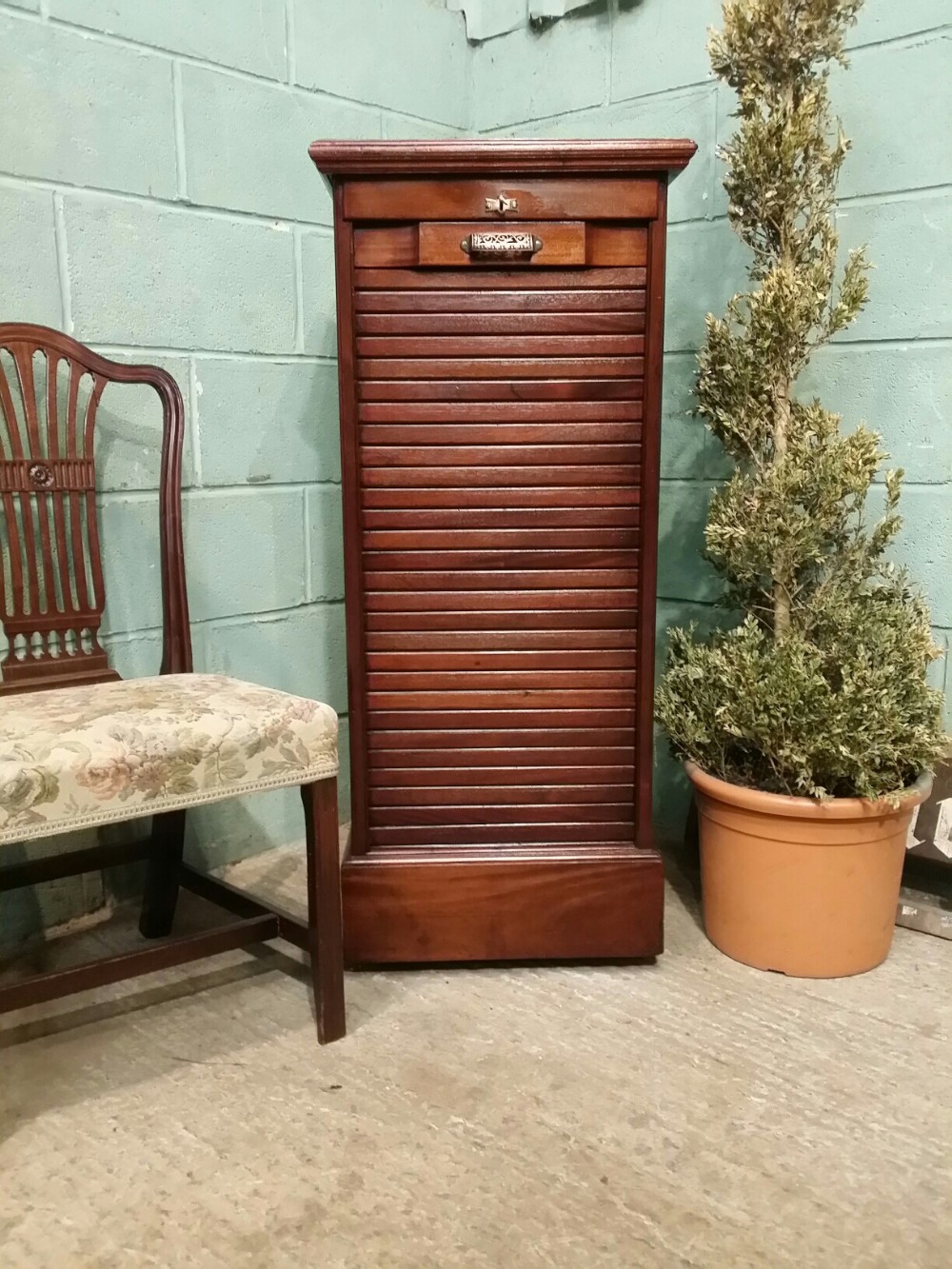 ANTIQUE EDWARDIAN MAHOGANY TAMBOR FRONT CABINET C1900