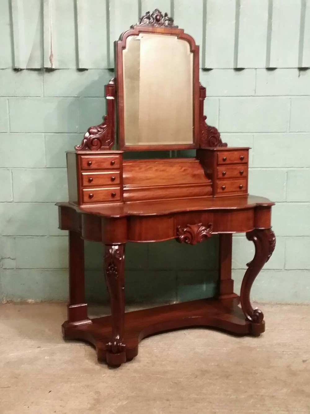 ANTIQUE VICTORIAN MAHOGANY DUCHESSE DRESSING TABLE C1860