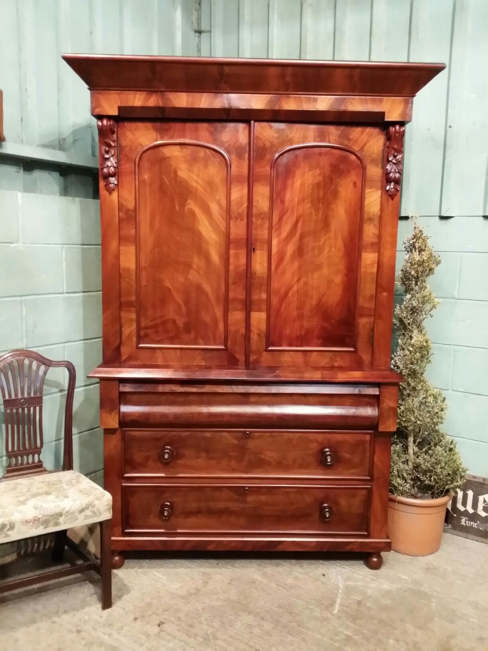 ANTIQUE VICTORIAN FLAMED MAHOGANY LINEN PRESS C1880