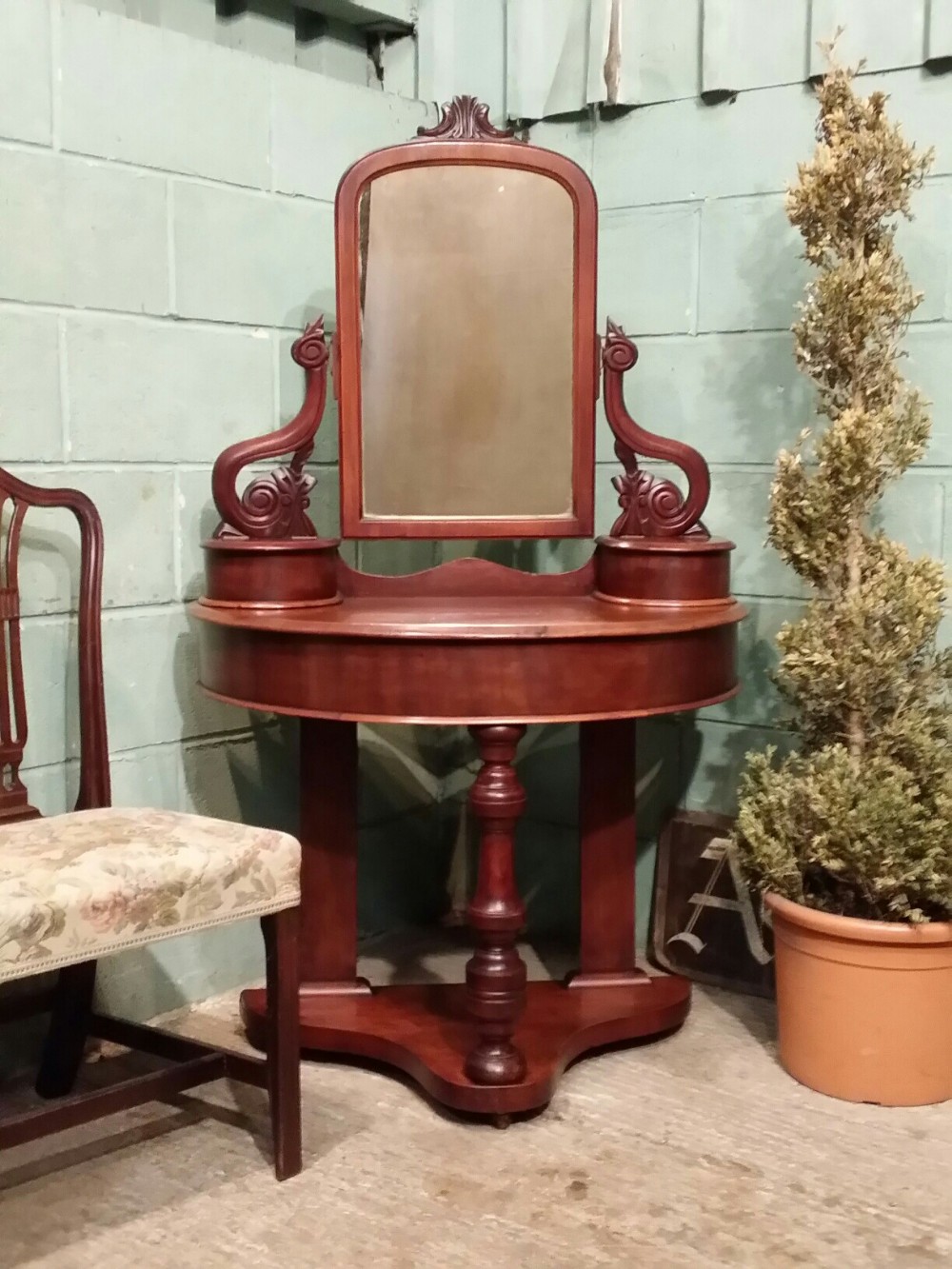 ANTIQUE VICTORIAN MAHOGANY DUCHESSE DRESSING TABLE C1880