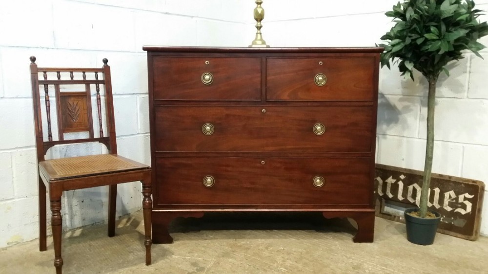 ANTIQUE GEORGIAN REGENCY MAHOGANY CHEST OF DRAWERS C1800