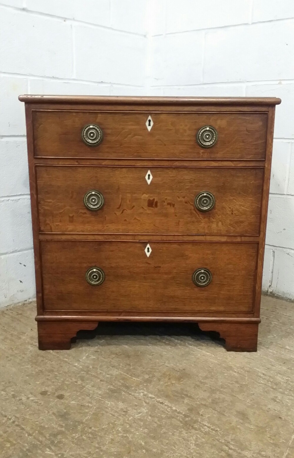 ANTIQUE PERIOD GEORGIAN OAK CHEST OF DRAWERS C1780
