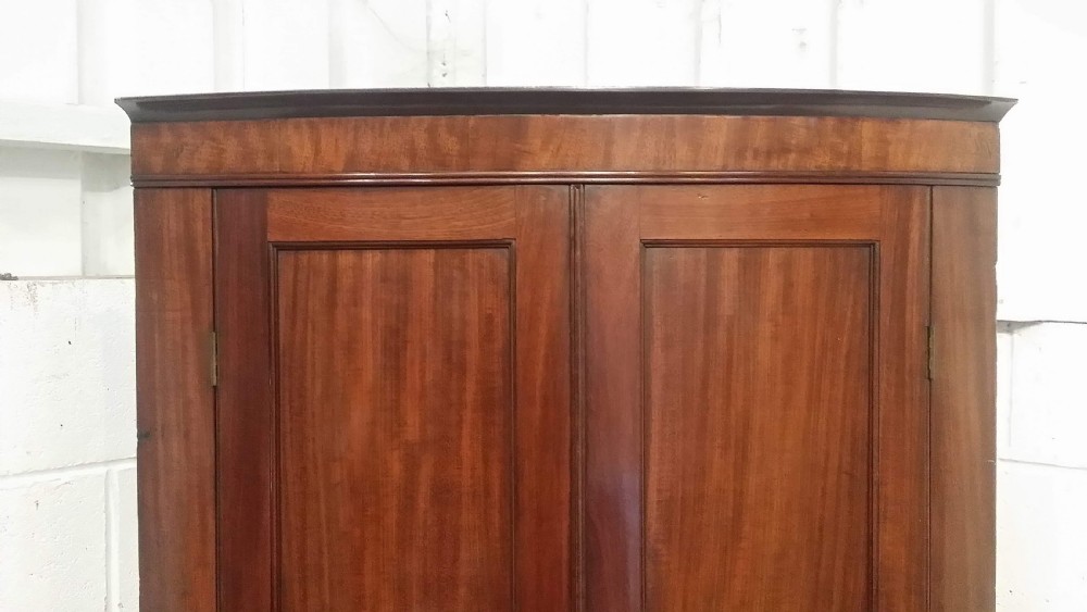 ANTIQUE REGENCY MAHOGANY BOW FRONT CORNER CABINET C1820 View IV
