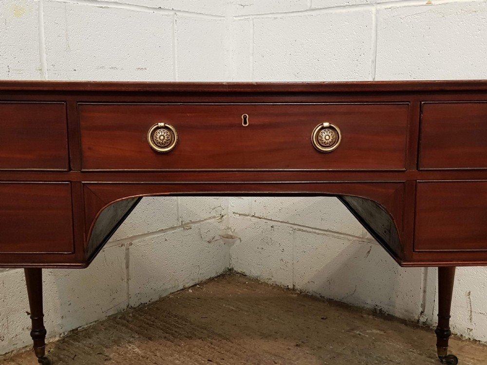 ANTIQUE REGENCY MAHOGANY KNEEHOLE DESK C1820 View V