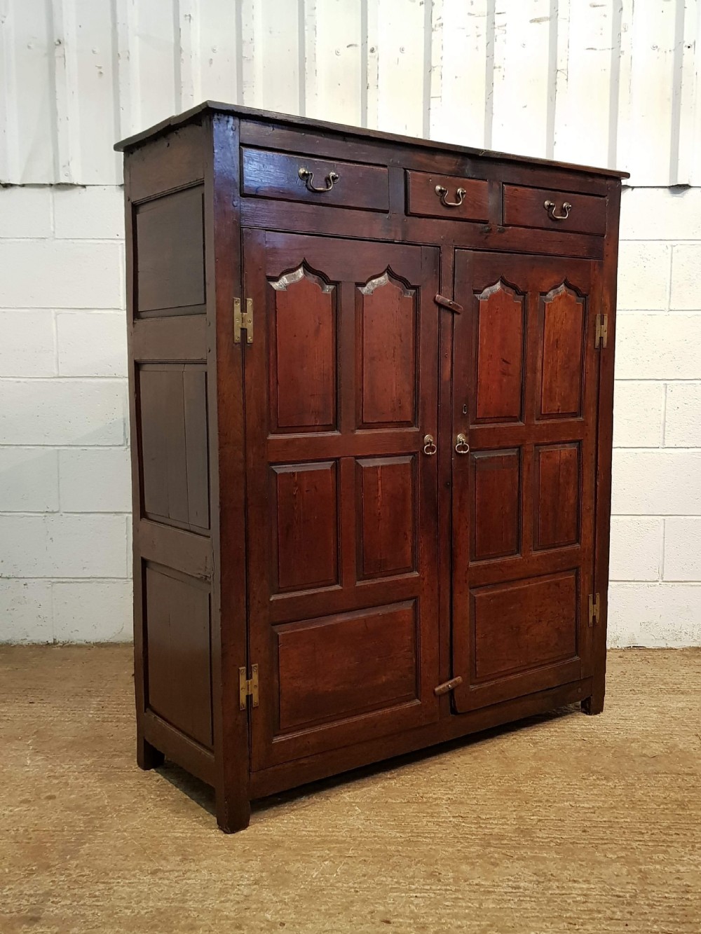 ANTIQUE GEORGIAN PERIOD COUNTRY JOINED OAK CUPBOARD C1740 View II