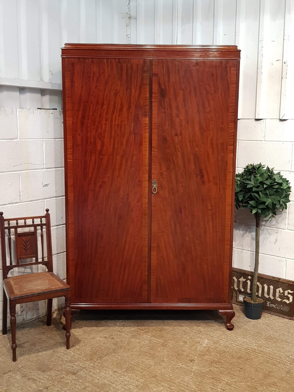 ANTIQUE EDWARDIAN MAHOGANY DOUBLE WARDROBE C1900