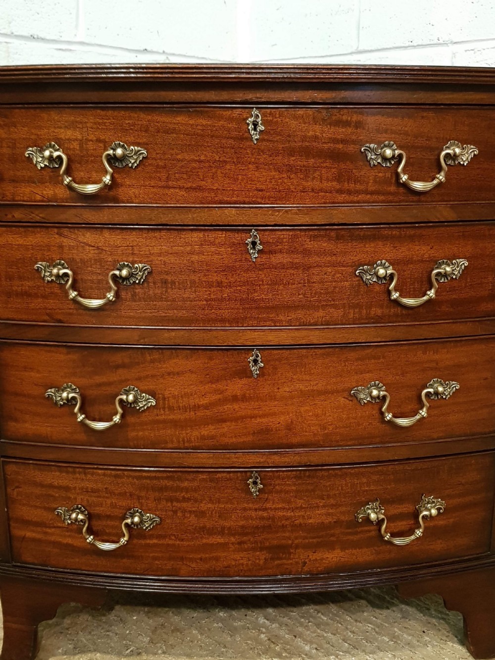 ANTIQUE EDWARDIAN MAHOGANY BOW FRONT DWARF CHEST OF DRAWERS C1900 View IV